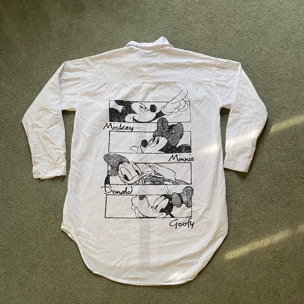 Disney White Casual Button Down Shirt with Graphic Design